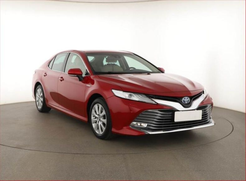 Toyota Camry - hlavní foto