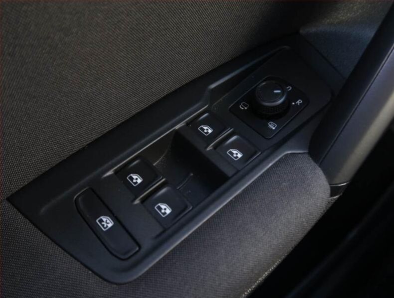 Volkswagen Tiguan - hlavní fotka