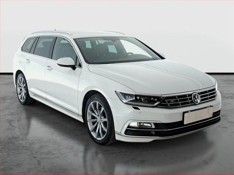 Volkswagen Passat - hlavní foto