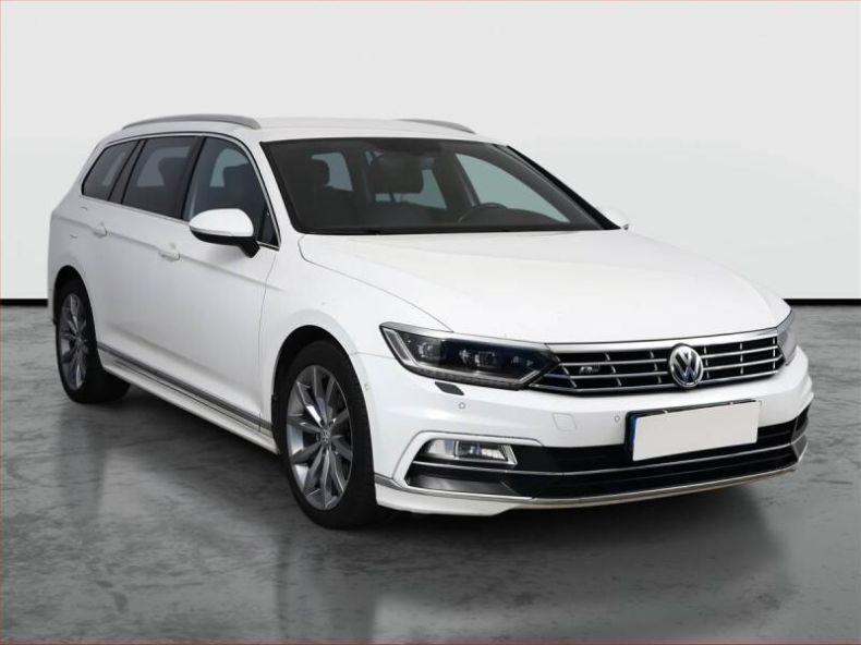 Volkswagen Passat - hlavní foto