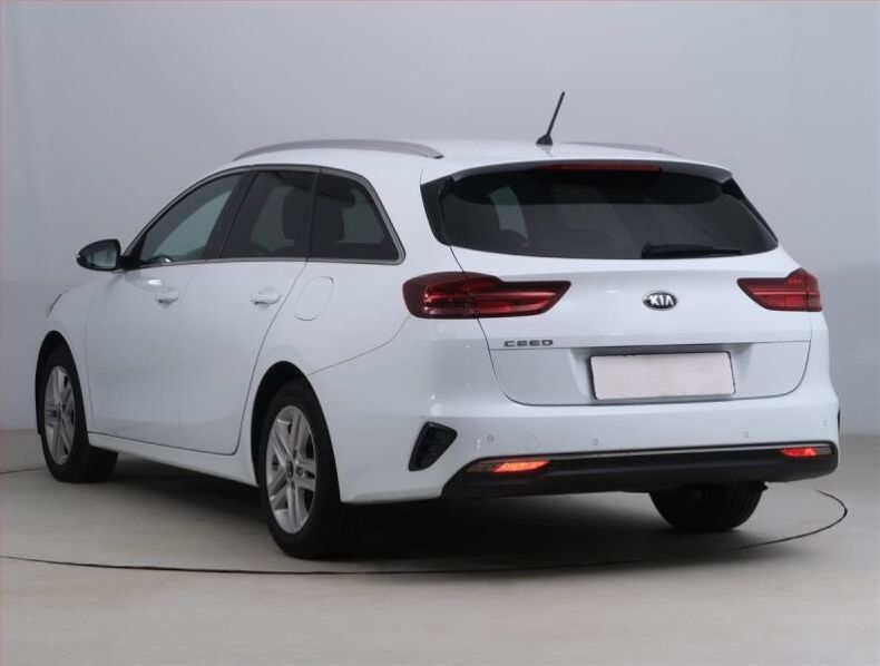 Kia Cee'd - hlavní fotka