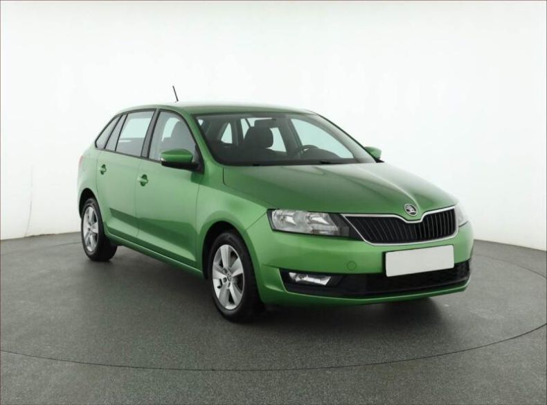Škoda Rapid - hlavní foto