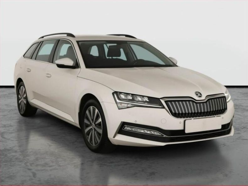 Škoda Superb - hlavní foto