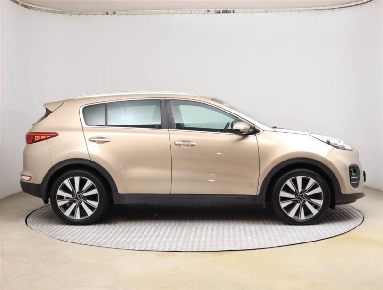 Kia Sportage - hlavní fotka