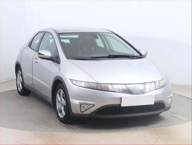 Honda Civic - hlavní foto