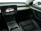 Tesla Model 3 - fotka číslo 7