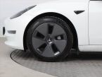 Tesla Model 3 - fotka číslo 14