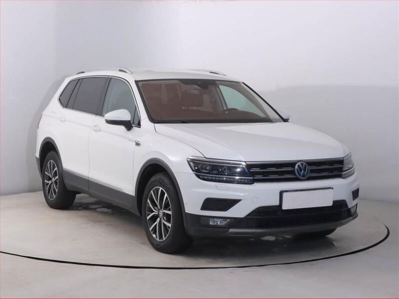 Volkswagen Tiguan - hlavní foto