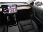 Tesla Model 3 - fotka číslo 7