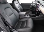 Tesla Model 3 - fotka číslo 8