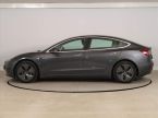 Tesla Model 3 - fotka číslo 2
