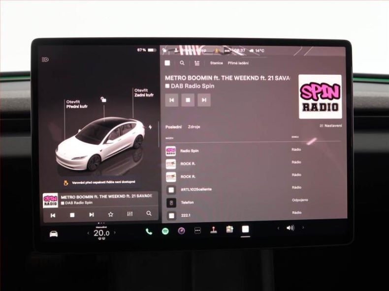 Tesla Model 3 - hlavní fotka