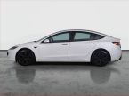 Tesla Model 3 - fotka číslo 2