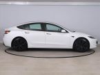 Tesla Model 3 - fotka číslo 5