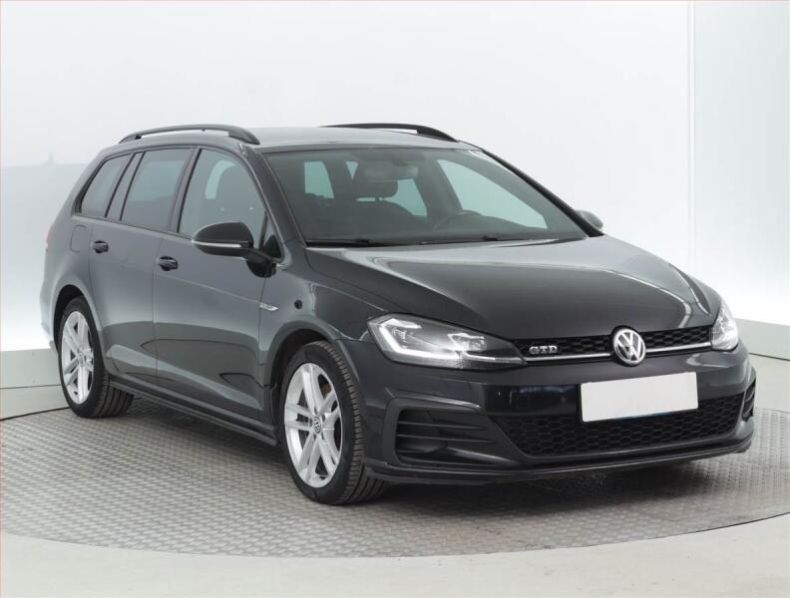Volkswagen Golf - hlavní fotka