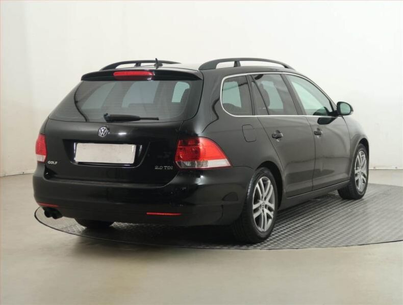 Volkswagen Golf - hlavní fotka