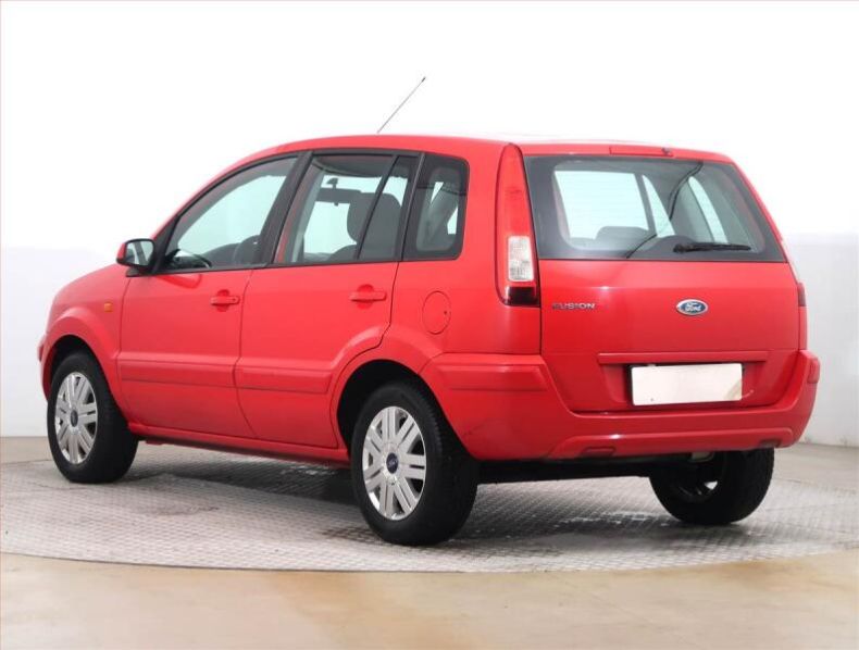 Ford Fusion - hlavní fotka