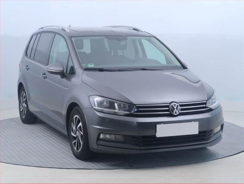 Volkswagen Touran - hlavní fotka