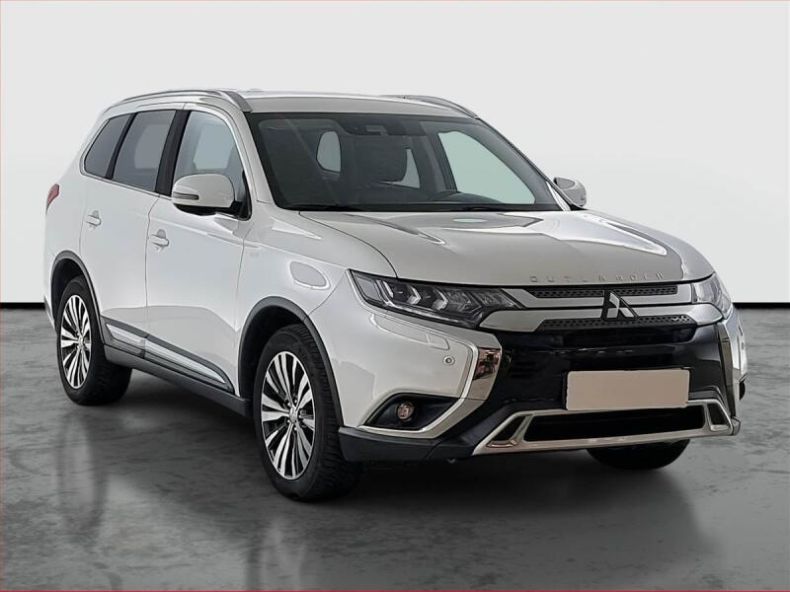 Mitsubishi Outlander - hlavní foto