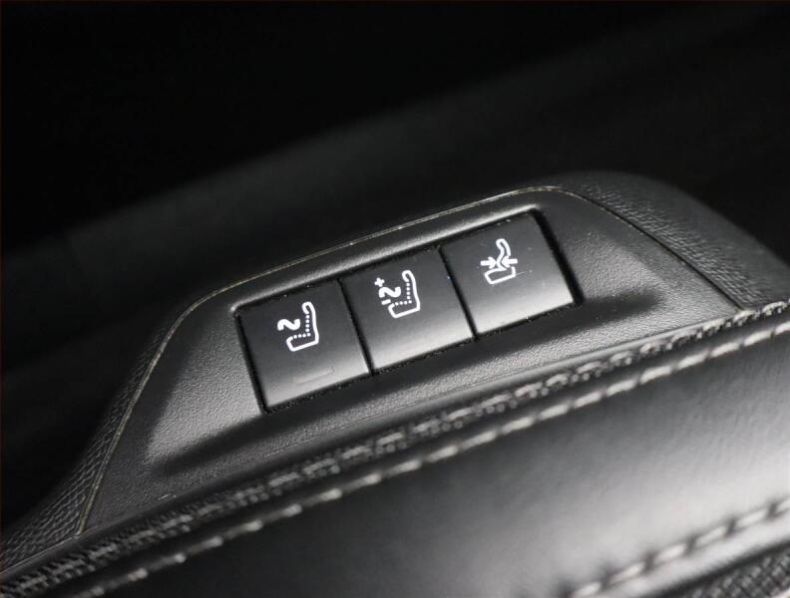 Peugeot 308 - hlavní fotka