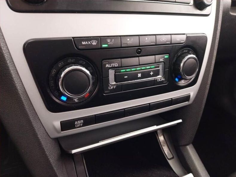 Škoda Octavia - hlavní fotka