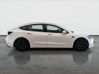 Tesla Model 3 - fotka číslo 5