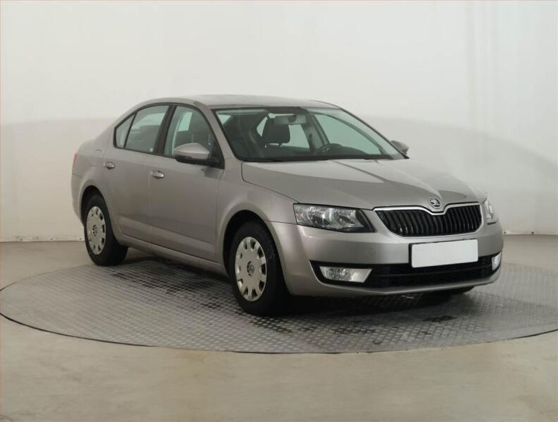 Škoda Octavia - hlavní foto