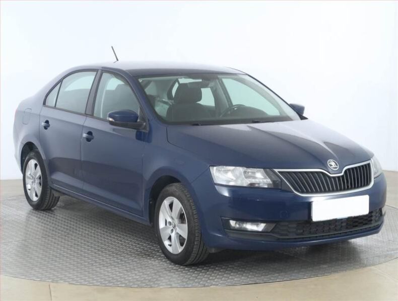 Škoda Rapid - hlavní foto