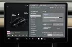 Tesla Model 3 - fotka číslo 7
