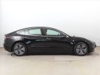 Tesla Model 3 - fotka číslo 5