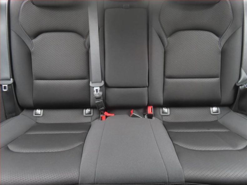 Hyundai i30 - hlavní fotka