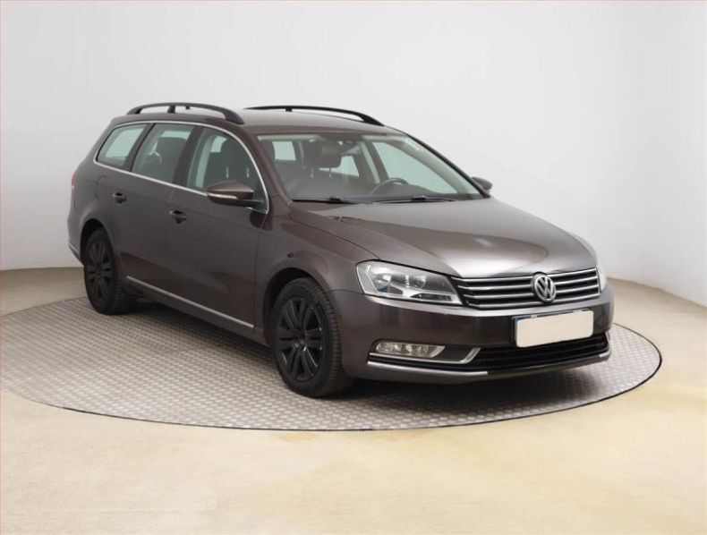 Volkswagen Passat - hlavní foto