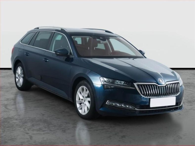Škoda Superb - hlavní foto