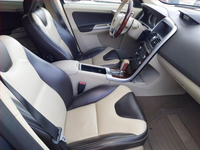 Volvo XC60 - hlavní fotka