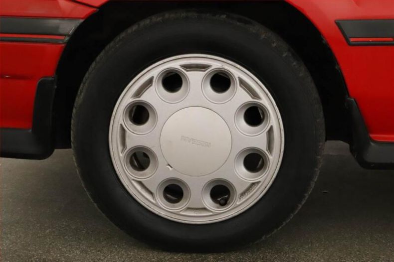 Nissan Sunny - hlavní fotka