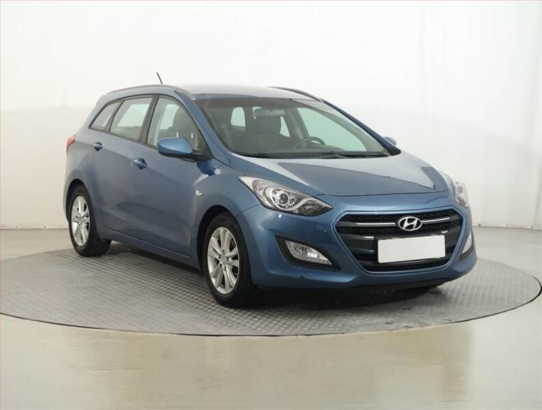Hyundai i30 - hlavní foto