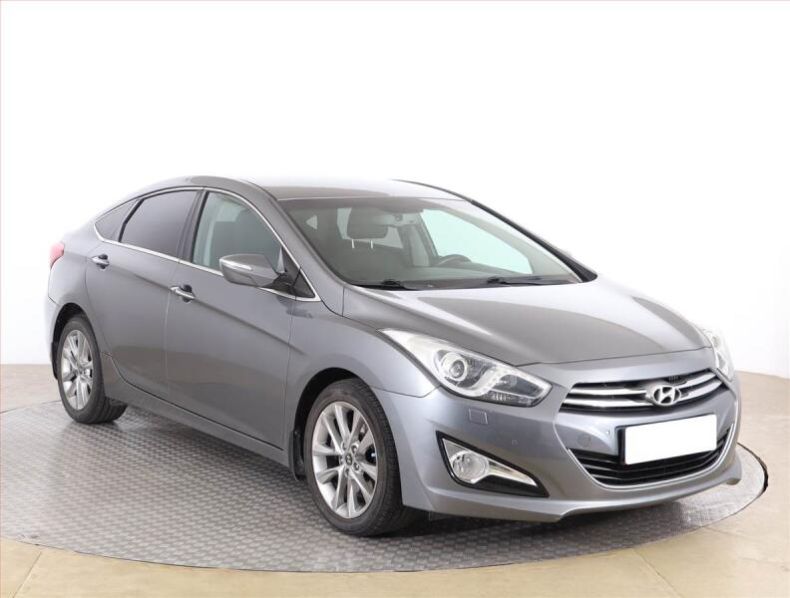 Hyundai i40 - hlavní foto