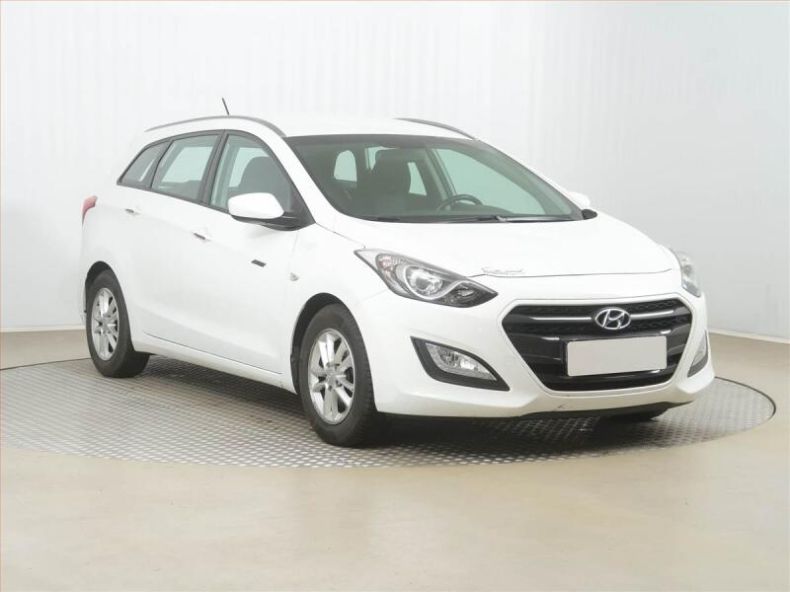Hyundai i30 - hlavní foto