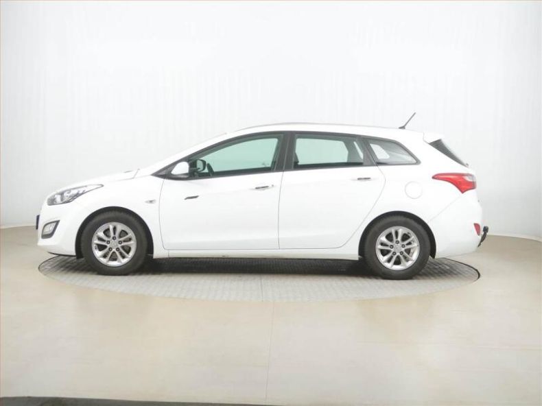 Hyundai i30 - hlavní fotka