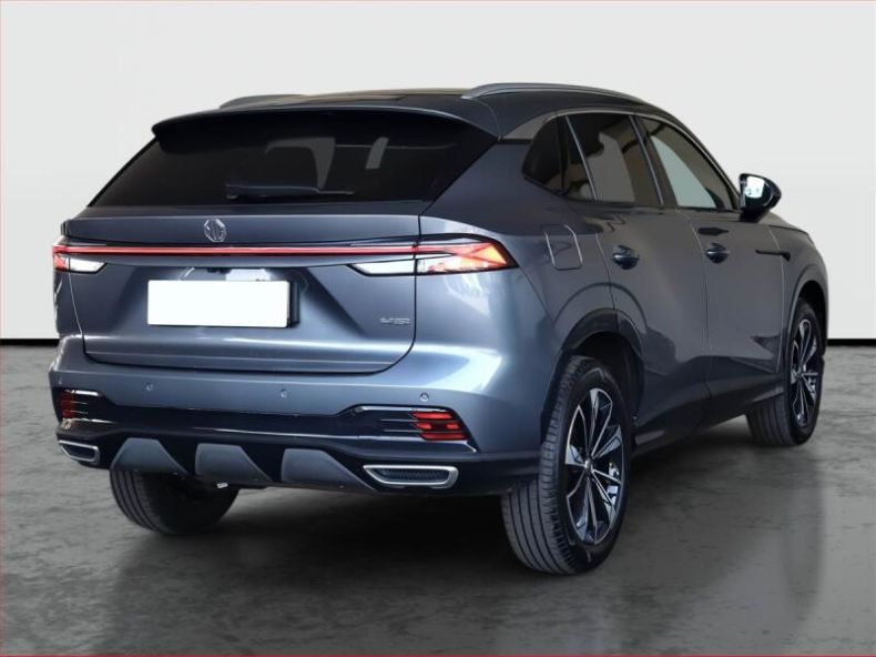 MG HS - hlavní fotka