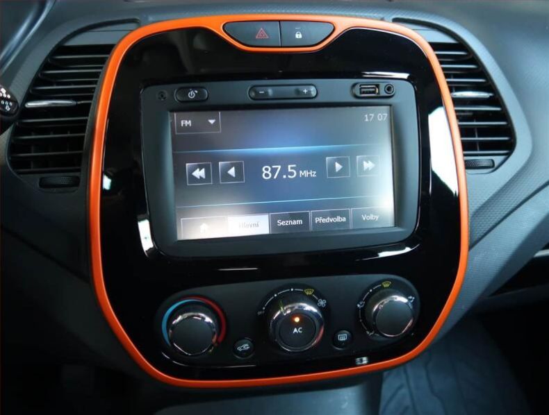 Renault Captur - hlavní fotka