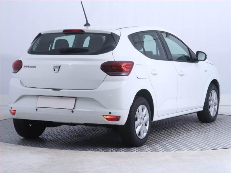 Dacia Sandero - hlavní fotka