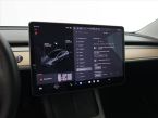Tesla Model 3 - fotka číslo 24