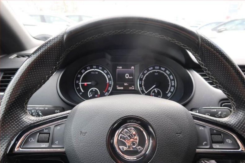 Škoda Octavia - hlavní fotka