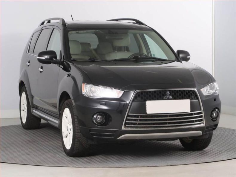 Mitsubishi Outlander - hlavní fotka inzerátu