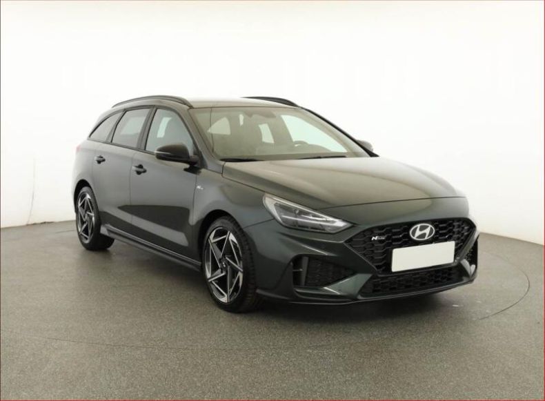 Hyundai i30 - hlavní fotka