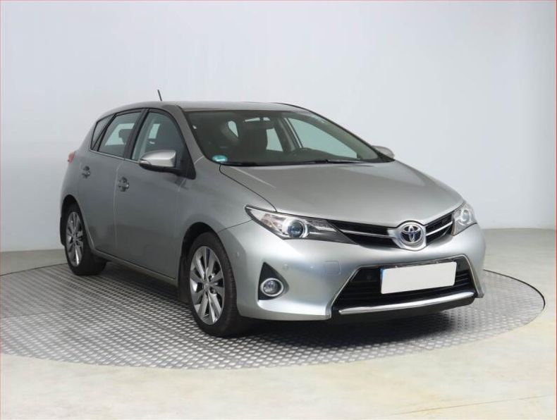 Toyota Auris - hlavní fotka