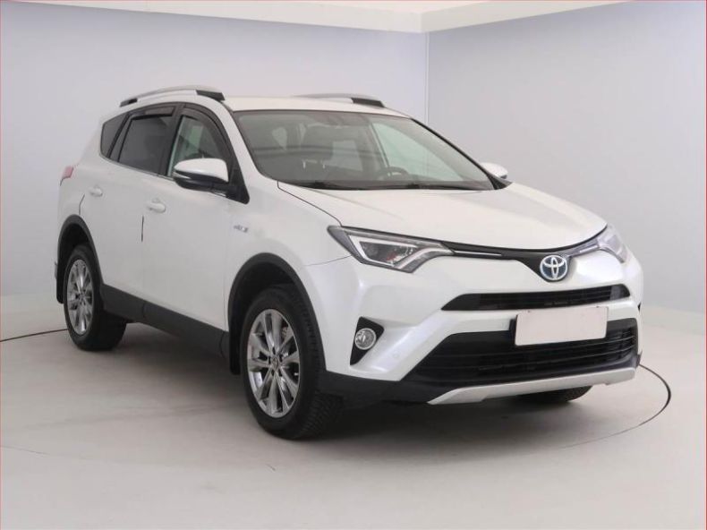 Toyota RAV 4 - hlavní fotka