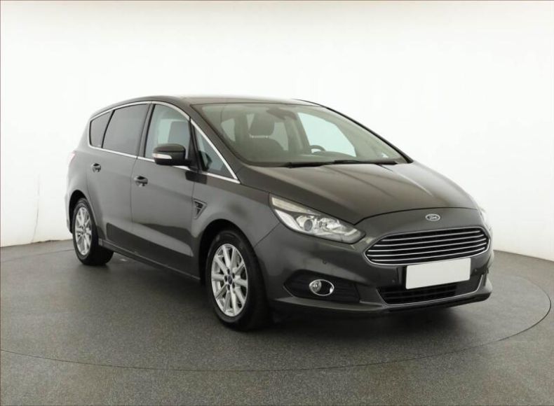 Ford S-MAX - hlavní fotka inzerátu