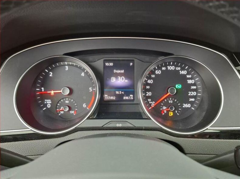 Volkswagen Passat - hlavní fotka